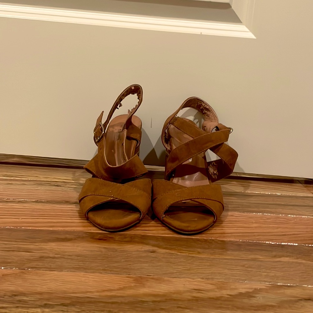 Brown heels size 6.5